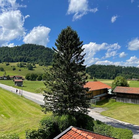 Geraeumiges Domizil Mit Bergblick Und Sauna Oberwössen Exterior foto